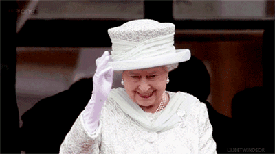 圣诞节，哈里王子给女王送了顶带脏话的浴帽。她还挺乐呵？ - 35