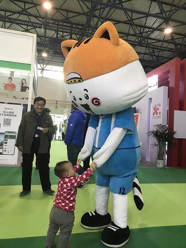 中国国际足球产业博览会最后一天，邂逅可爱的卡通猫 - 5