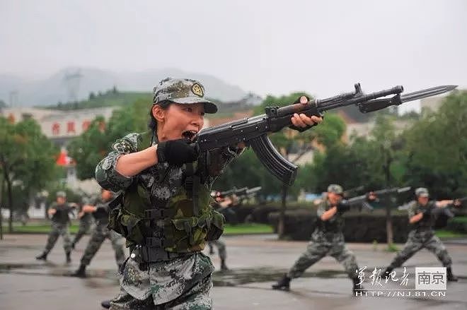 “七亿青年七亿兵，万里江山万里营”：中国民兵简史 - 36