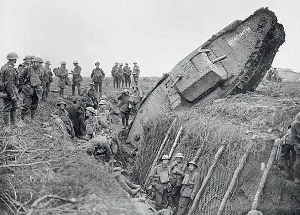 71辆故障、43辆翻进沟，但此战却是英国人眼中的坦克战大捷 - 8