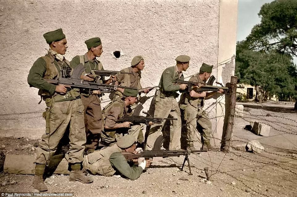 让隆美尔最痛疼的英国敌后突击队部队，下令德军抓住立刻枪毙｜老照片 - 4