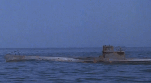 最真实的潜艇电影，用5小时片长讲述德军潜艇作战生活，虽然最后... - 1