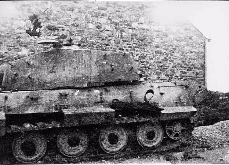 独孤求败，看二战中被摧毁的虎王坦克，很少正面击穿｜老照片 - 16