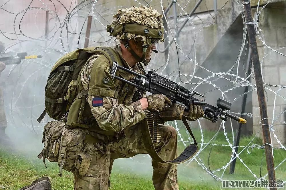 英军宣布继续使用L85步枪的改进版，我国95是否可以参考？ - 19