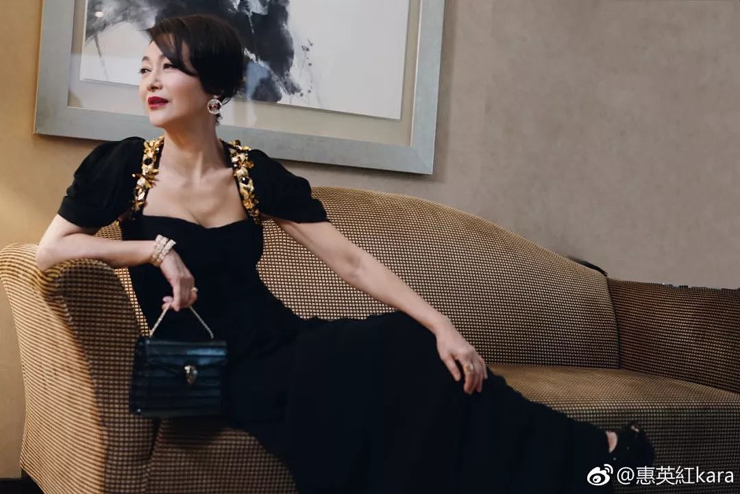 BazaarVPop | 金像奖女演员特辑-时间的答案：惠英红、曾美慧孜和黄璐 - 14