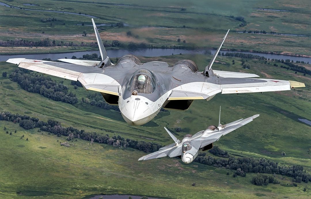 战争模拟｜美国F-22大战俄罗斯苏-57，同为隐身战机谁会输的更惨？ - 13