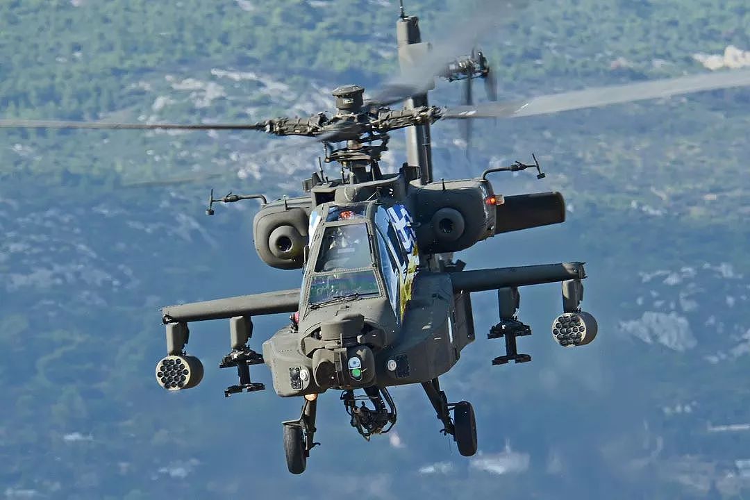 战争模拟｜阿帕奇武装直升机穿越回二战，大战德国和日本战斗机 - 14