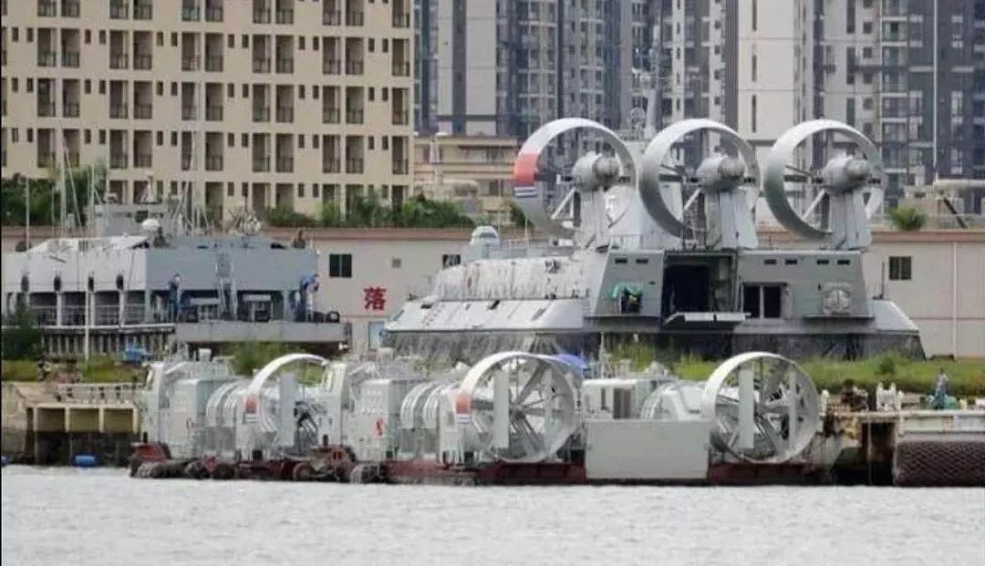 中国花大力气引进的野牛巨型气垫船，为何只造了两艘就停产？ - 5