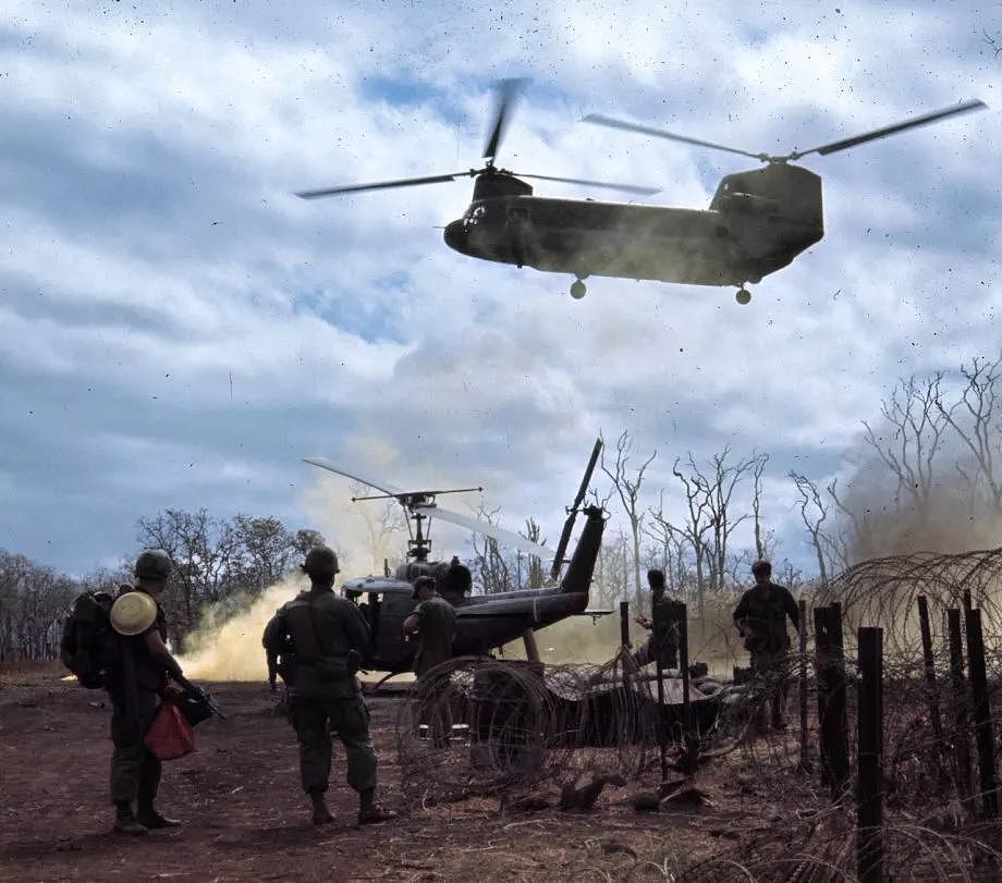30对1300的悬殊对比 ，越南特工决死突击美军雷达站如何得手？ - 17