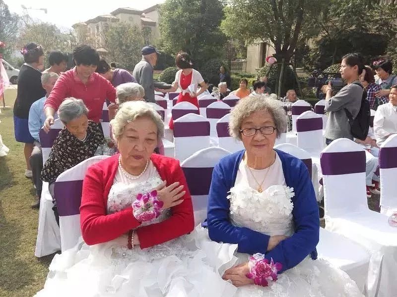 杭州89岁白发姑娘卖房环游世界，90后刷屏点赞：真希望我老了也能这么酷！ - 15