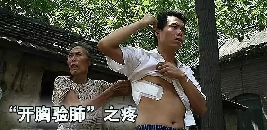 重庆公交坠江事件唯一幸存者：人群散了，她哭了 - 22