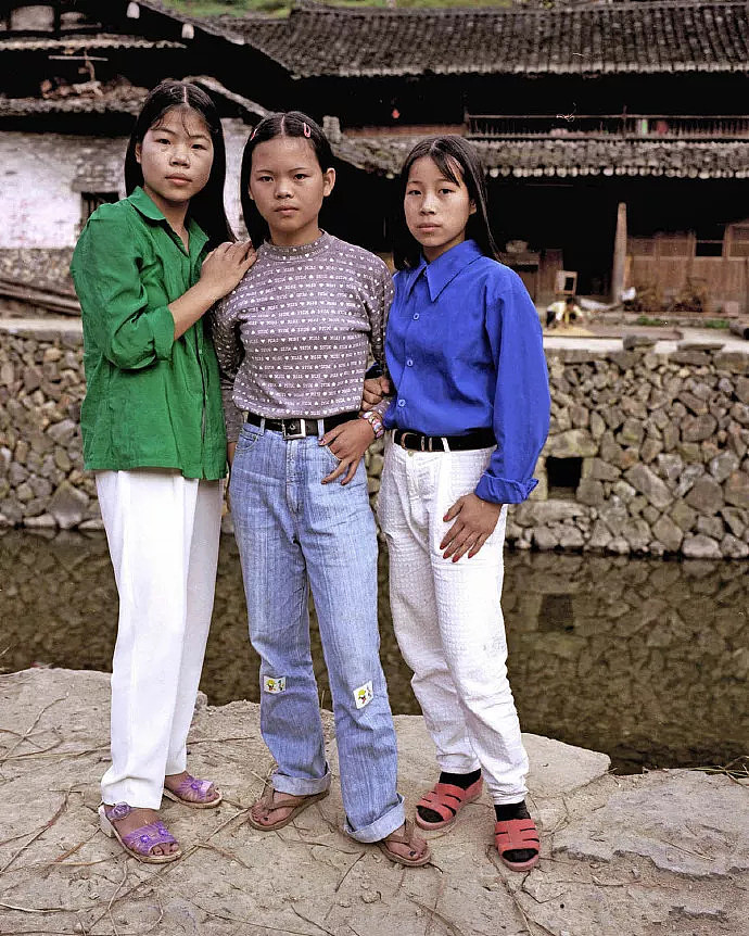 1995年镜头下的中国女性，潮流与美貌共存的年代。 - 2