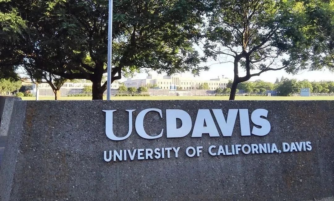 UC Davis竟然警告美国学生“别在中国用微信”，因为用了会....... - 5