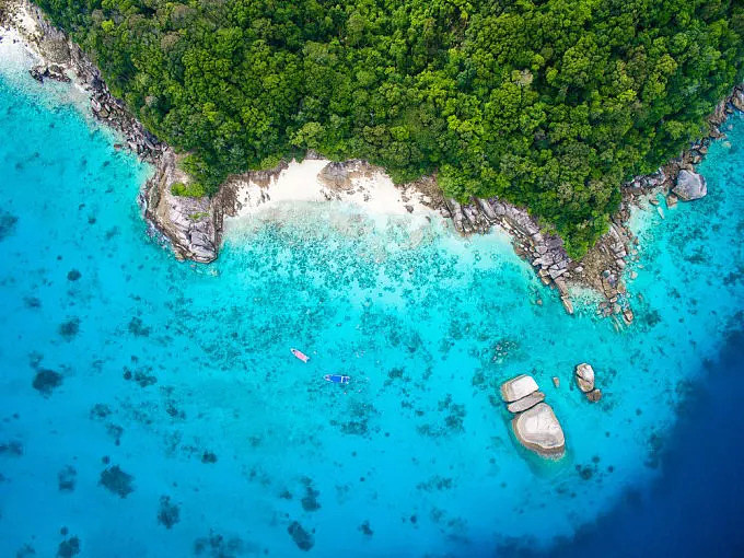 这个神秘小岛一年只开放150天，风景绝美，还被誉为潜水胜地！ - 1