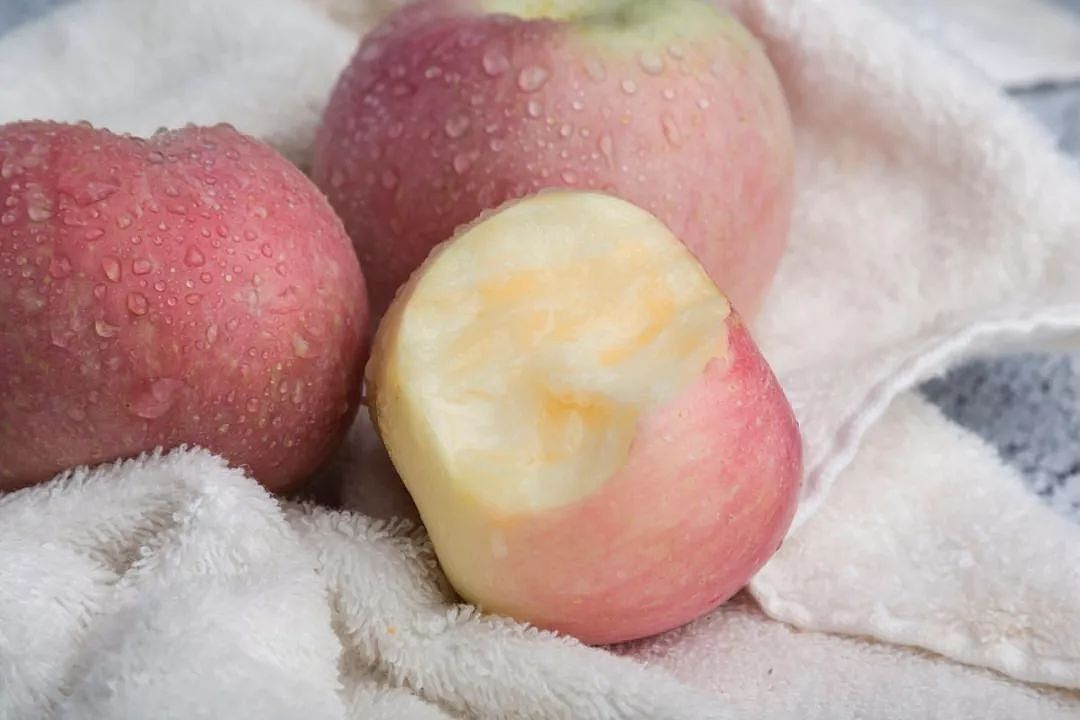 凭实力刷新味蕾的红富士苹果，尝鲜价10斤29.9元，还顺丰包邮！ - 15