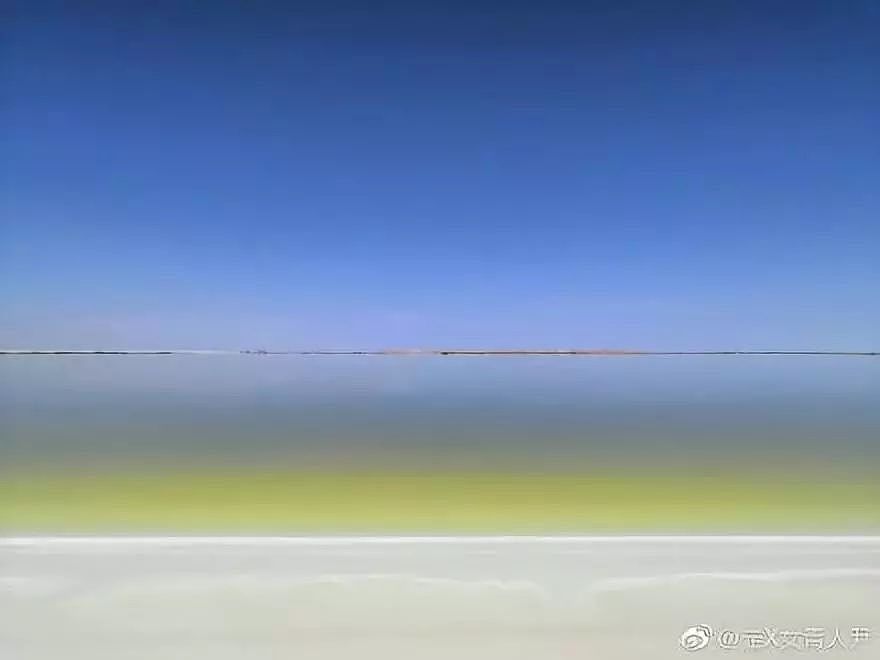 亚洲最大的“天空之镜”，是茶卡盐湖的56倍，美到窒息却鲜少人知！ - 6