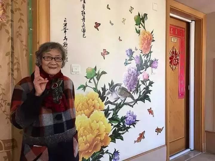 杭州89岁白发姑娘卖房环游世界，90后刷屏点赞：真希望我老了也能这么酷！ - 22