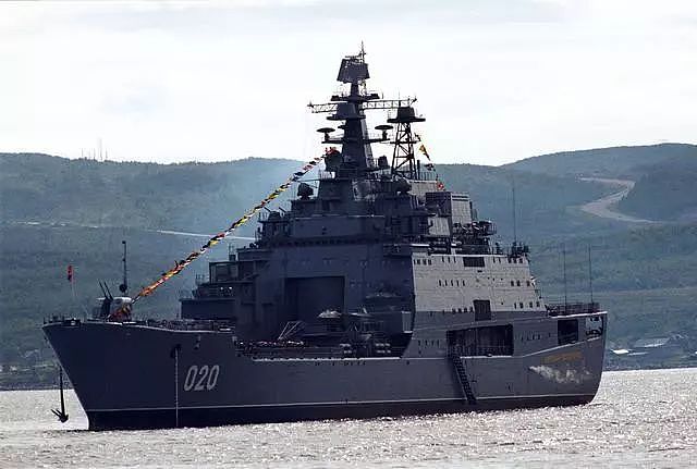 俄罗斯造不出071这样的船坞登陆舰吗？40年前就造过，但都成了废铁 - 4