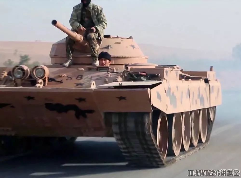 叙利亚魔改虎式越野车，顶着BMP装甲车炮塔作战，打完就跑 - 7