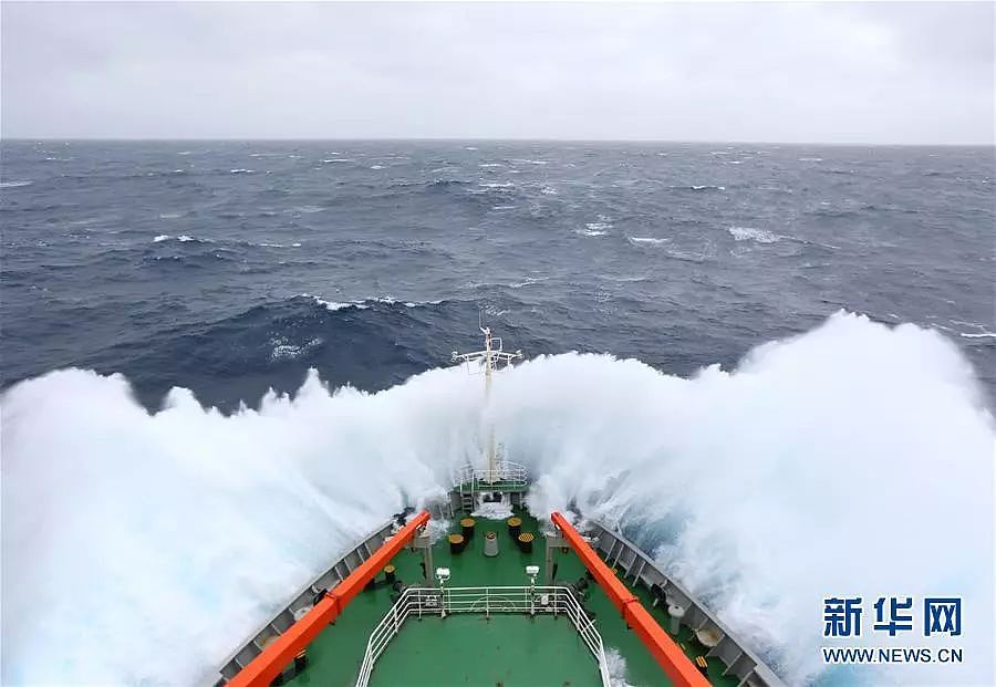 韩国在南极救中国科考队员，各国齐聚南极都在干些啥？｜军情晚报 - 17