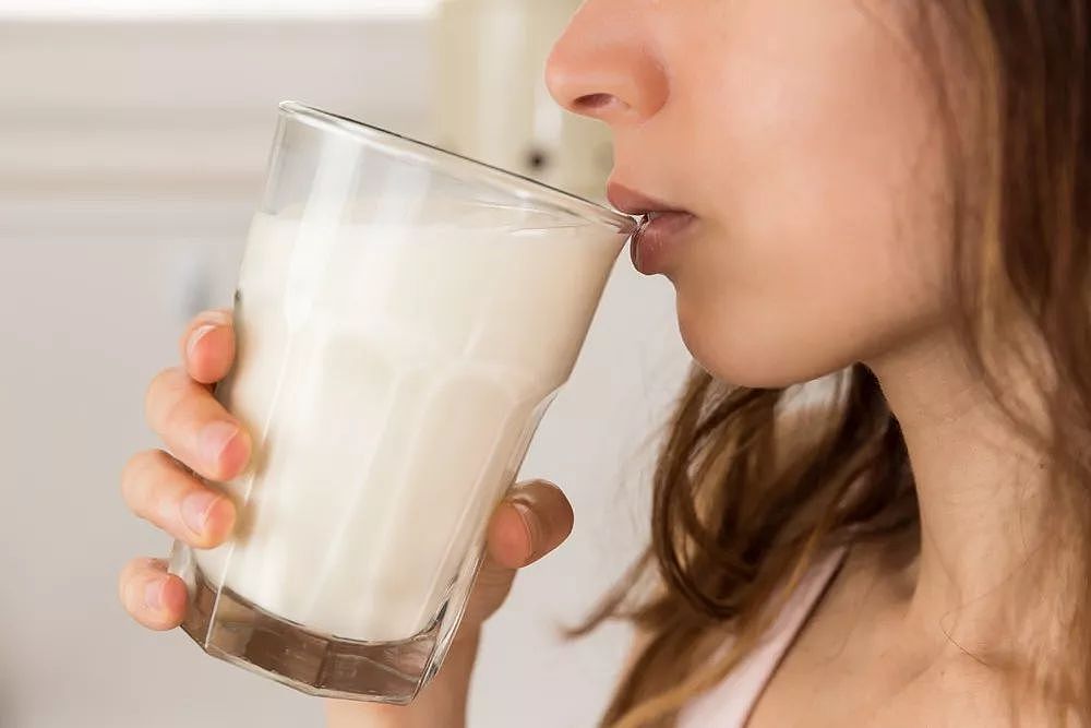 致癌、空腹不能喝？喝牛奶的 7 个真相，别被忽悠了 - 3