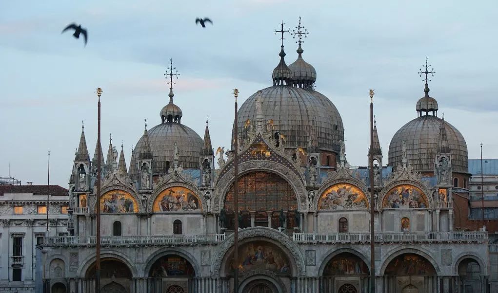 建筑 |  古代世界穹顶工程的巅峰：为何意大利人喜欢从万神庙顶撒花瓣？ - 25