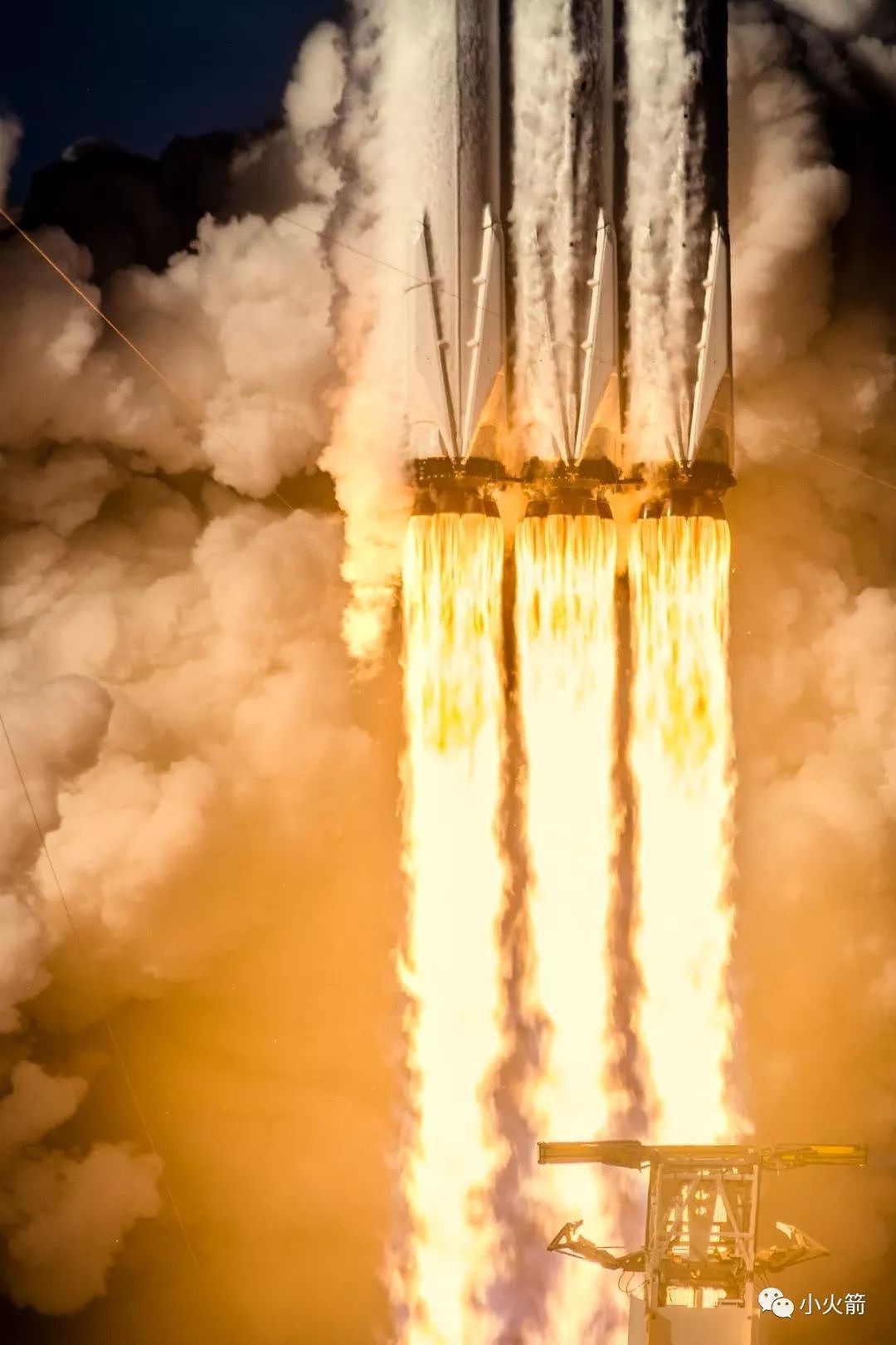 小火箭剖析SpaceX公司的最新版猎鹰运载火箭｜军武正片 - 10