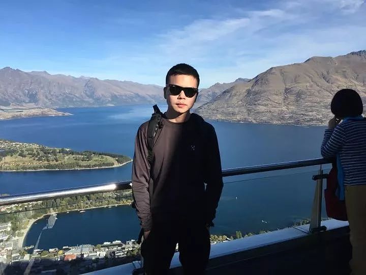 15岁天才少年盗了马化腾QQ、“著名色情写手”爆照弄瘫整个服务器……中国没有暗网，但有天涯论坛！ - 18
