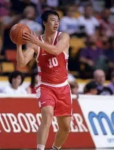 中国篮球，70年70人 - 56