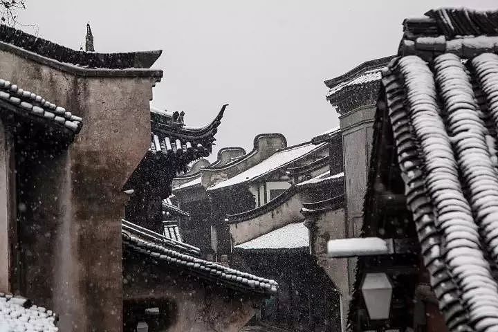 当最美的古镇下了雪，简直惊艳了整个冬天 - 11