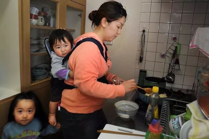 日本核泄漏事故后，一个普通家庭真实的生活写照 - 16