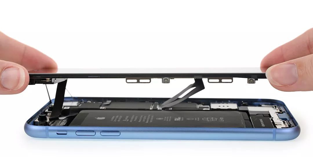 有人拆了 iPhone XR，说这就是「iPhone 9」 - 9
