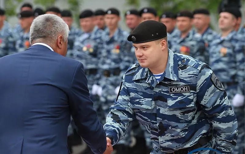 可杀不可辱！乌克兰逼金雕特种部队下跪，几十人扭头叛逃俄罗斯 - 13