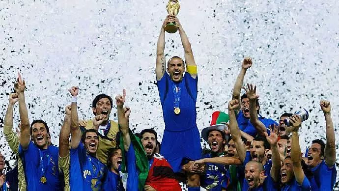 在2006世界杯，意大利是怎么给对手上防守教学课的？ - 6