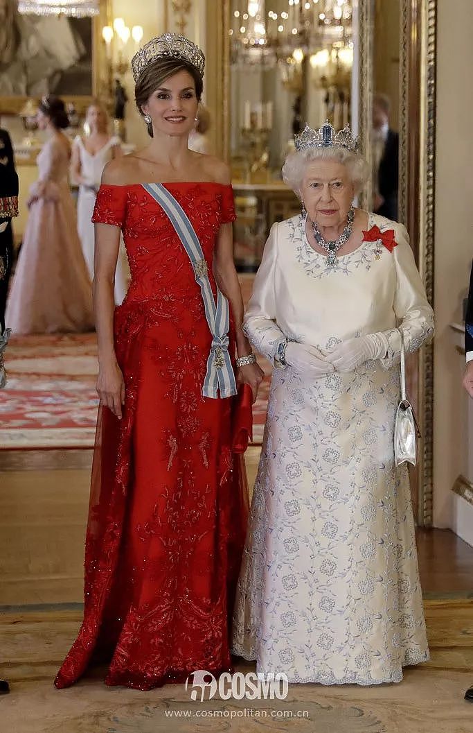 西班牙王后穿婆婆36年前旧衣，她是梅根2019劲敌? - 23