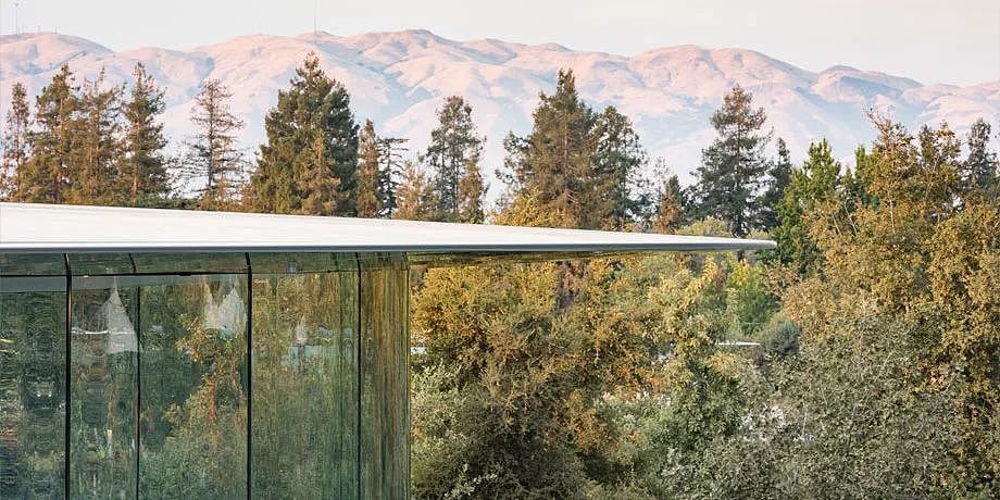 苹果乔布斯剧院获结构艺术工程大奖：由玻璃支撑着 80 吨重的屋顶 - 4