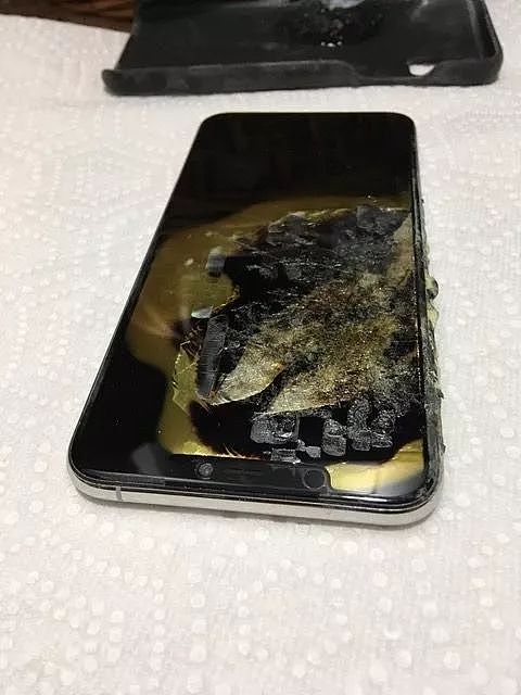 iPhone XS Max出现自燃 男子大腿被烫伤 - 2