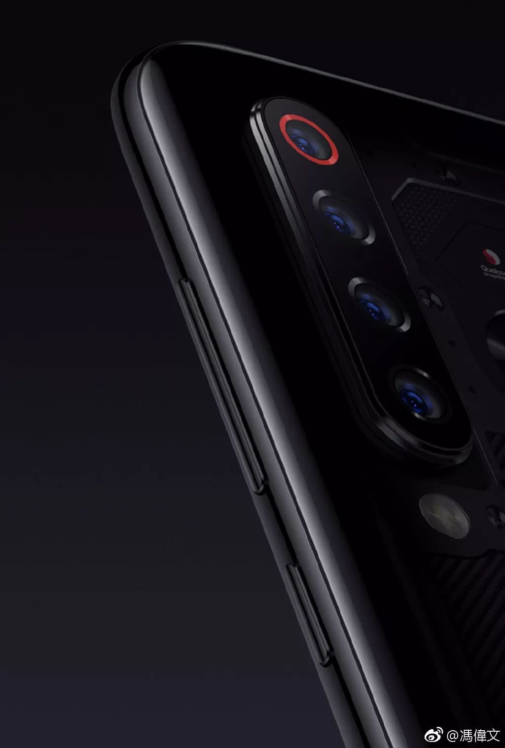 iPhone XS 或将推出红色版 / 小米 9 透明探索版曝光 / 阿里巴巴入股 B 站 - 5