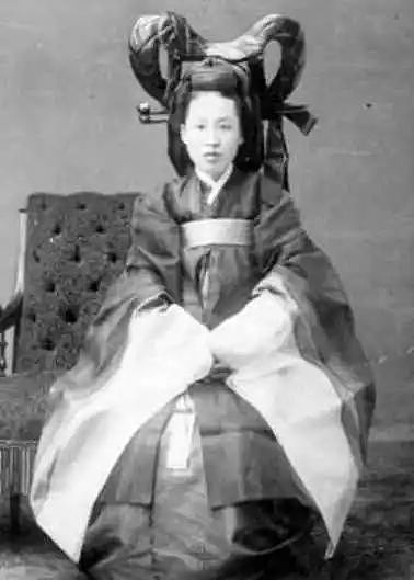 一百多年前, 各国王妃公主照片, 越南惊艳, 清朝霸气 - 6