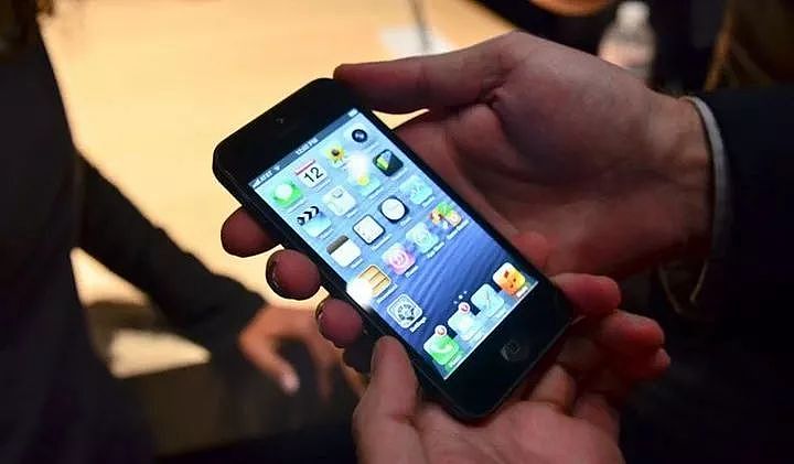 iPhone SE 2 屏幕或由 LG 供应 / 微信、支付宝关停 Galaxy S10 指纹支付 / 乐视网否认贾跃亭偿还债务 - 8