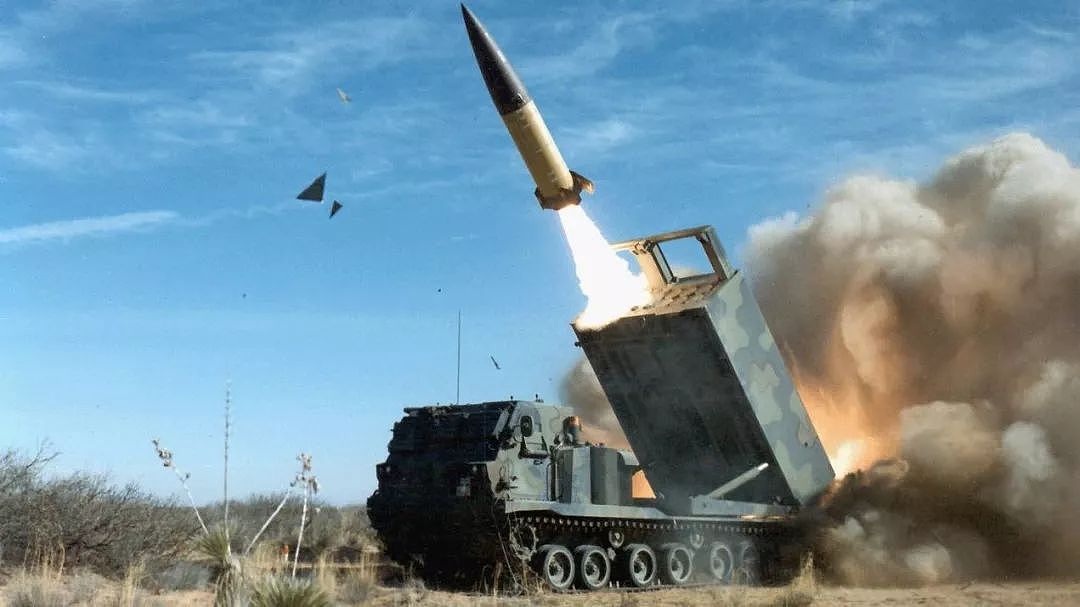 370毫米真理！解放军将“弹道导弹”改箱式发射，名曰“远程火箭炮” - 5