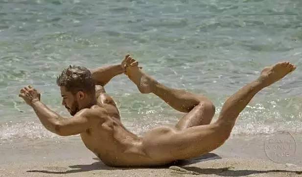 男人裸体瑜伽，美好的肉体与艺术的结合！ - 7