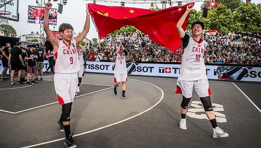 我们是冠军！中国篮球历史首个世界冠军！铿锵玫瑰，与荣有焉！ - 1