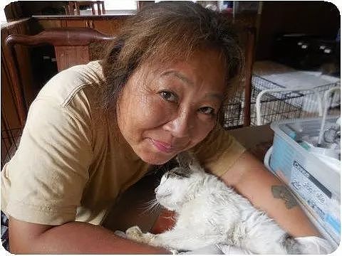 从地震中救出1400只狗狗的她，8年后重遇被救柴犬... - 1