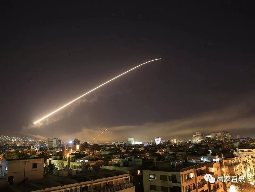 法国导弹轰炸叙利亚，16枚只发射出去12枚，剩下的4枚呢？ - 1
