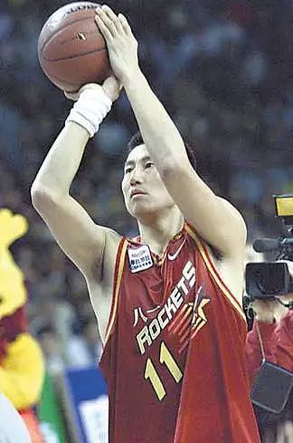 中国篮球，70年70人 - 54
