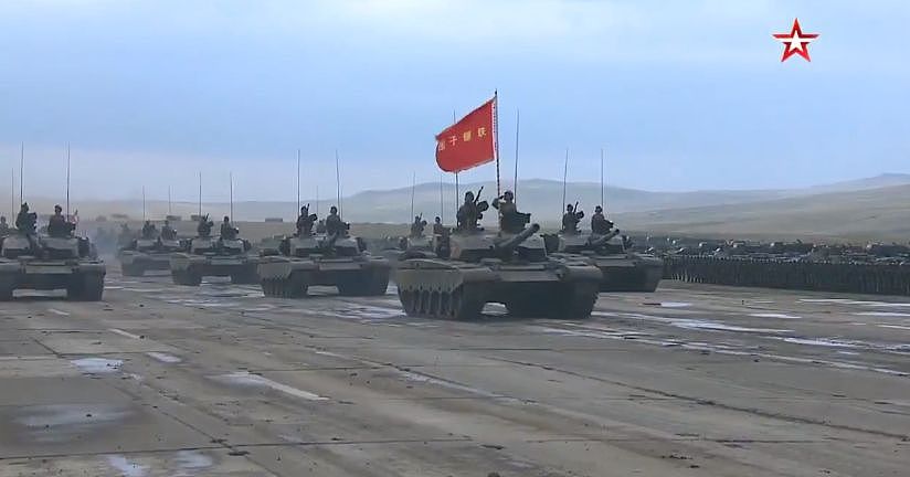 霸气！中国参加俄军三十年来最大规模军演，钢铁洪流重现（附完整视频） - 25