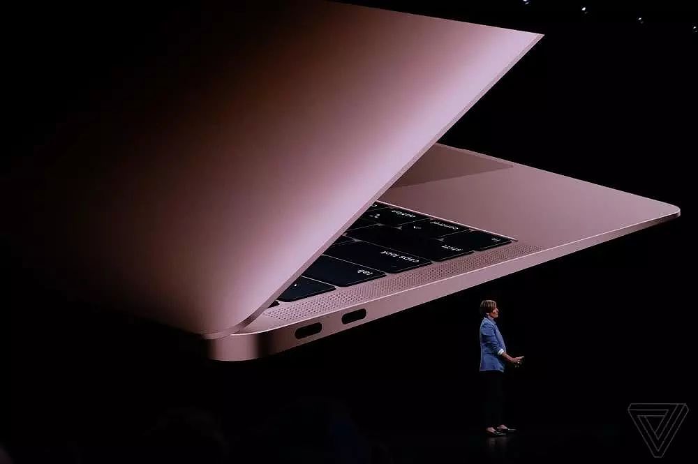 苹果昨晚发布会：三款新品亮相！贵到哭泣！  | 科技BB鸭 - 6