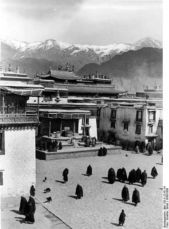 1938年，希特勒派人到西藏寻找日耳曼人祖先，留下了这组珍贵照片 - 21