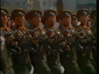 朝鲜阅兵式上的弹簧步到底是怎么来的？（附弹簧步教程） - 14